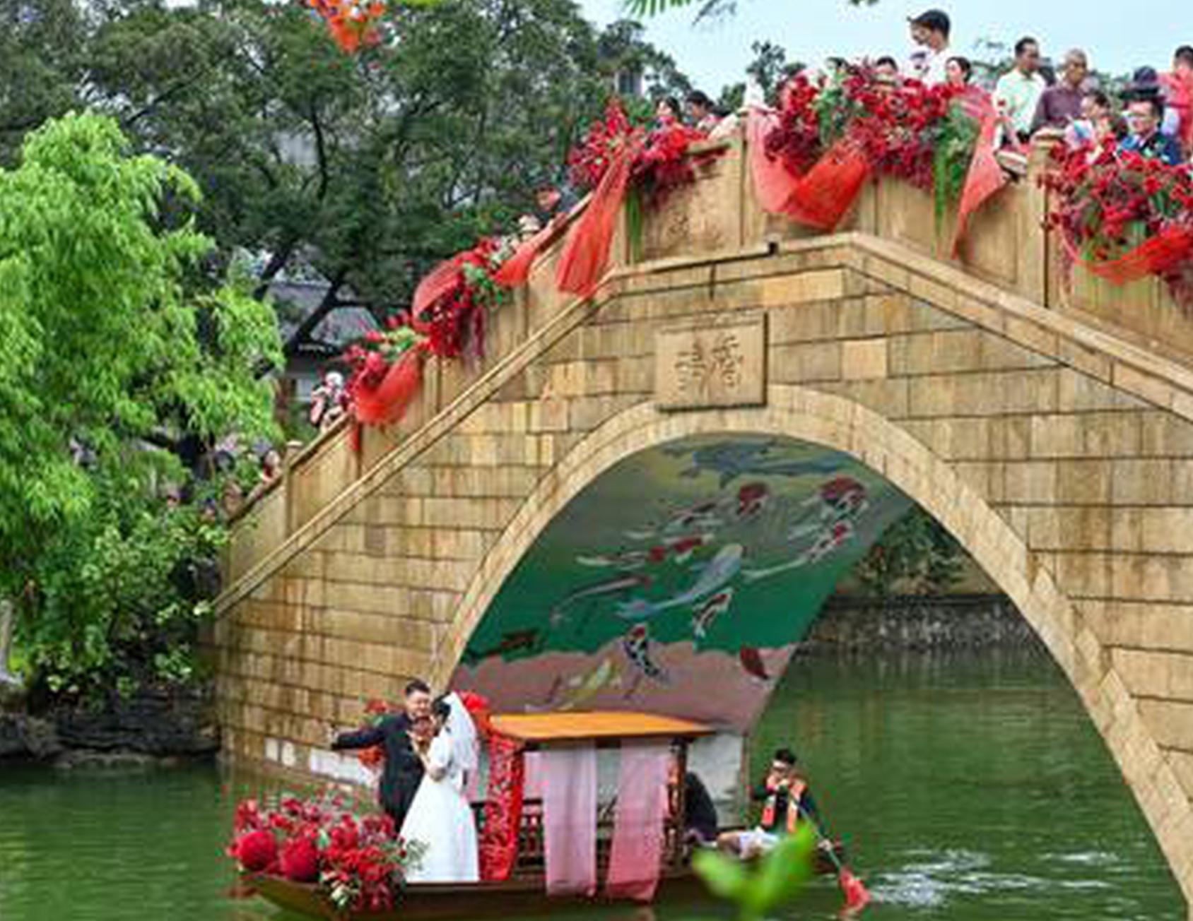 China's marriage registrations drop 20.5% in 2024